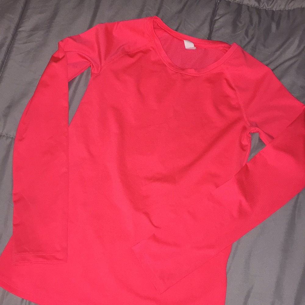 Heat gear active fitted top